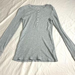 Aerie, longsleeve, size medium woman, gray